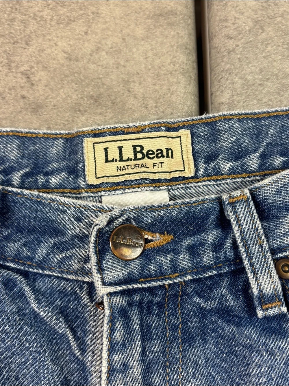 Vintage 90s ll bean light wash denim shorts jorts